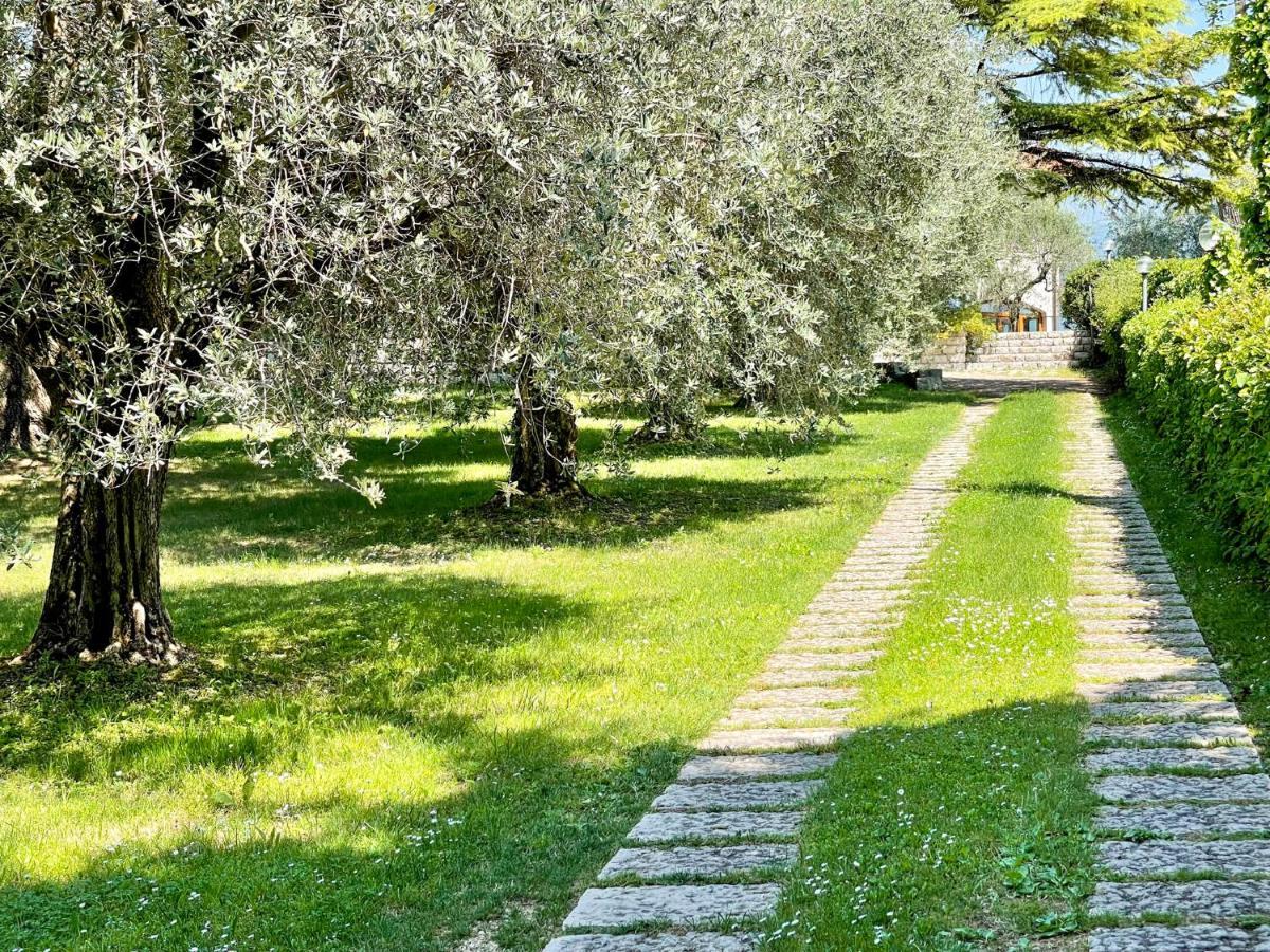 Villa Antonio San Felice del Benaco Bagian luar foto